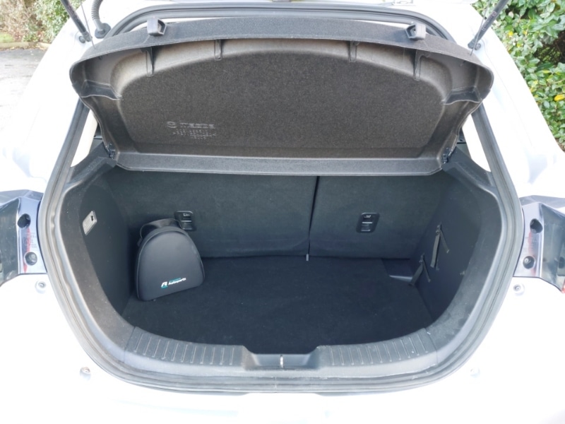 Used Mazda Mazda2 2018 for sale - 77311685: Photo 8