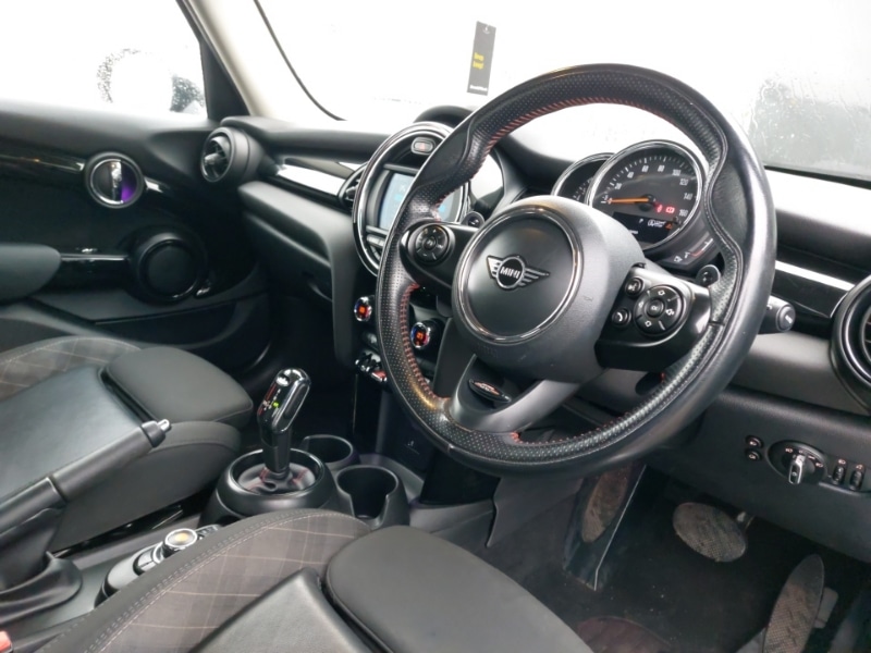 Used MINI Hatch 2018 for sale - 77841956: Photo 11