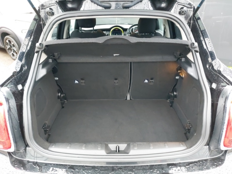 Used MINI Hatch 2018 for sale - 77841956: Photo 8