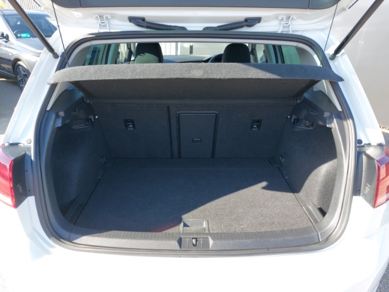 Used Volkswagen Golf 2018 for sale - 76275515: Photo 8