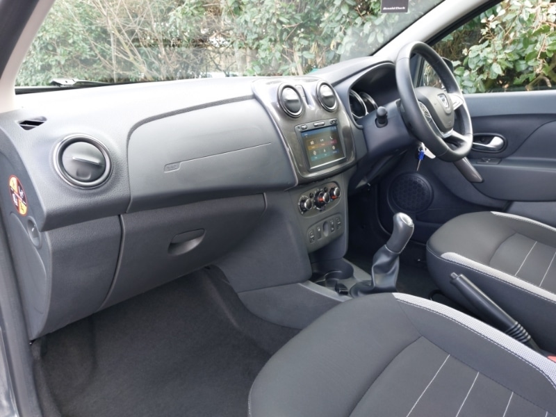 Used Dacia Sandero Stepway 2020 for sale - 77841957: Photo 5