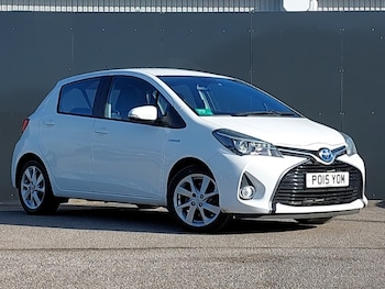 Used Toyota Yaris 2015 for sale - 78274770: Photo