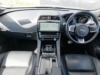 Used Jaguar F-Pace 2019 for sale - 78532820: Photo