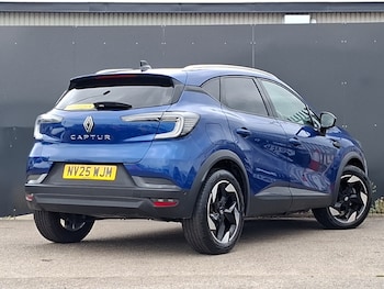 Used Renault Captur 2025 for sale - 79356307: Photo