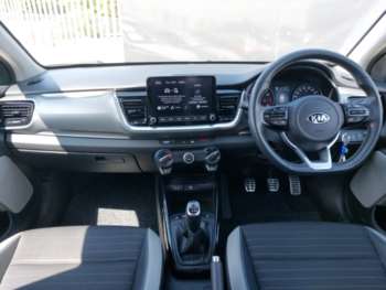 Used Kia Stonic 2021 for sale - 74940350: Photo