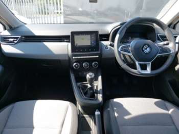 Used Renault Clio 2024 for sale - 74673079: Photo