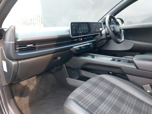 Used Hyundai IONIQ 6 2024 for sale - 75576723: Photo 5