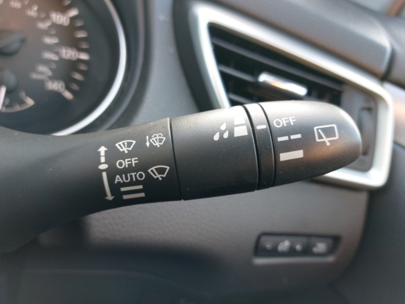 Used Nissan Qashqai 2018 for sale - 76165927: Photo 18