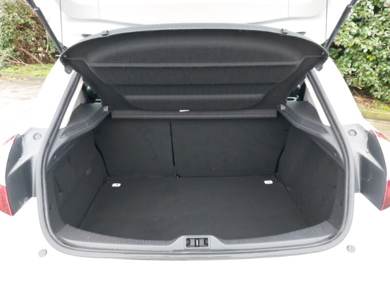 Used Renault Megane 2016 for sale - 77418769: Photo 8