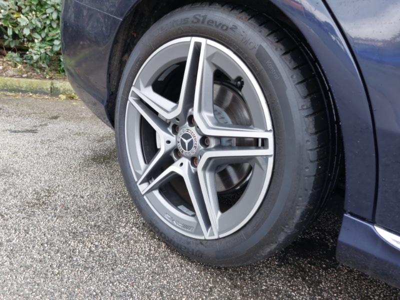 Used Mercedes-Benz C Class 2015 for sale - 77881641: Photo 9