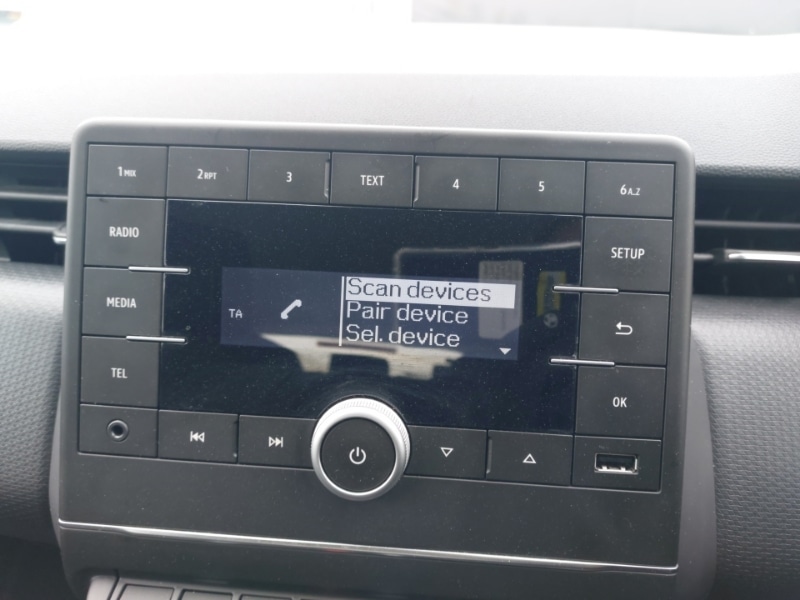 Used Renault Clio 2021 for sale - 77605723: Photo 11