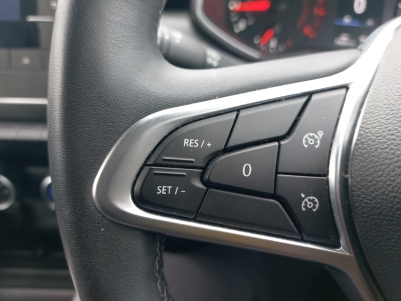 Used Renault Clio 2021 for sale - 77605723: Photo 16