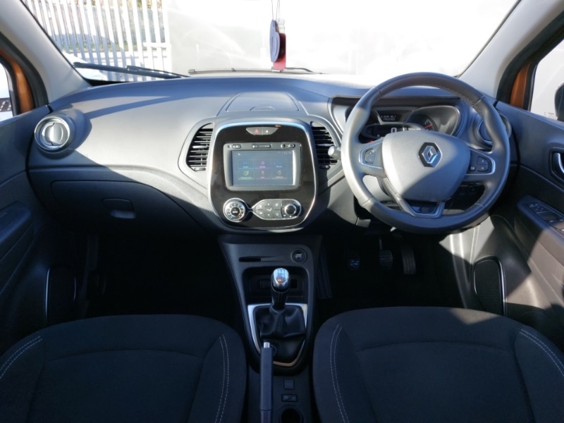 Used Renault Captur 2018 for sale - 77418762: Photo 2
