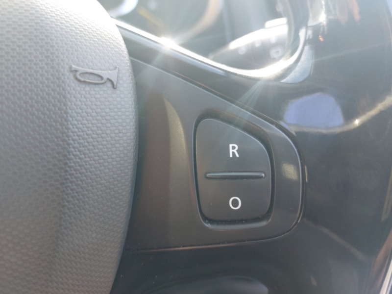 Used Renault Clio 2015 for sale - 76354579: Photo 12