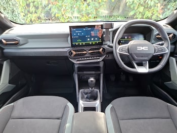 Used Dacia Duster 2025 for sale - 79406632: Photo