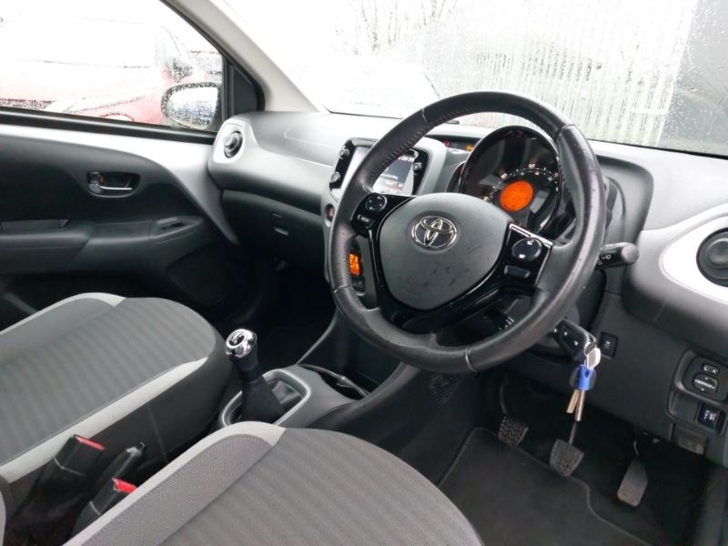 Used Toyota AYGO 2020 for sale - 76614090: Photo 11
