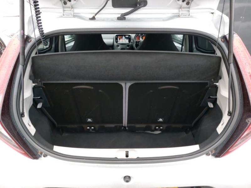 Used Toyota AYGO 2020 for sale - 76614090: Photo 8