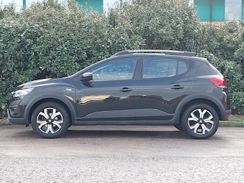 Used Dacia Sandero Stepway 2022 for sale - 77208901: Photo