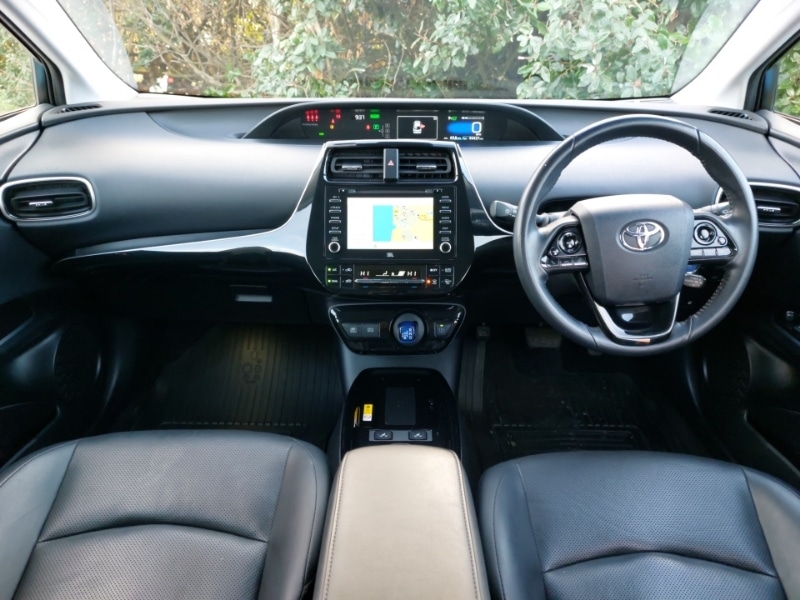 Used Toyota Prius 2019 for sale - 77585033: Photo 2