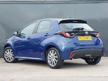 Used Toyota Yaris 2022 for sale - 76268890: Photo 3