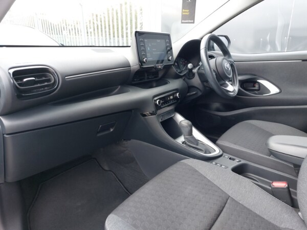 Used Toyota Yaris 2022 for sale - 76268890: Photo 5