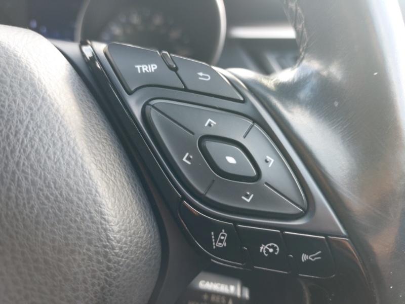 Used Toyota C-HR 2019 for sale - 76403754: Photo 12