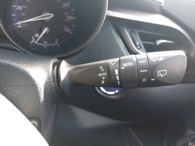 Used Toyota C-HR 2019 for sale - 76403754: Photo 14