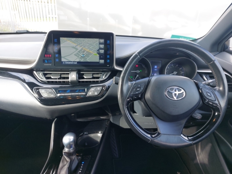 Used Toyota C-HR 2019 for sale - 76403754: Photo 2