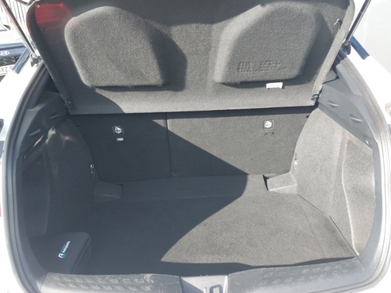 Used Toyota C-HR 2019 for sale - 76403754: Photo 8