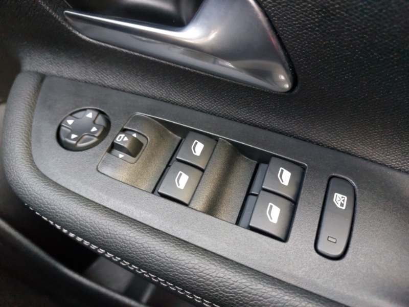 Used Vauxhall Mokka 2023 for sale - 77832130: Photo 19