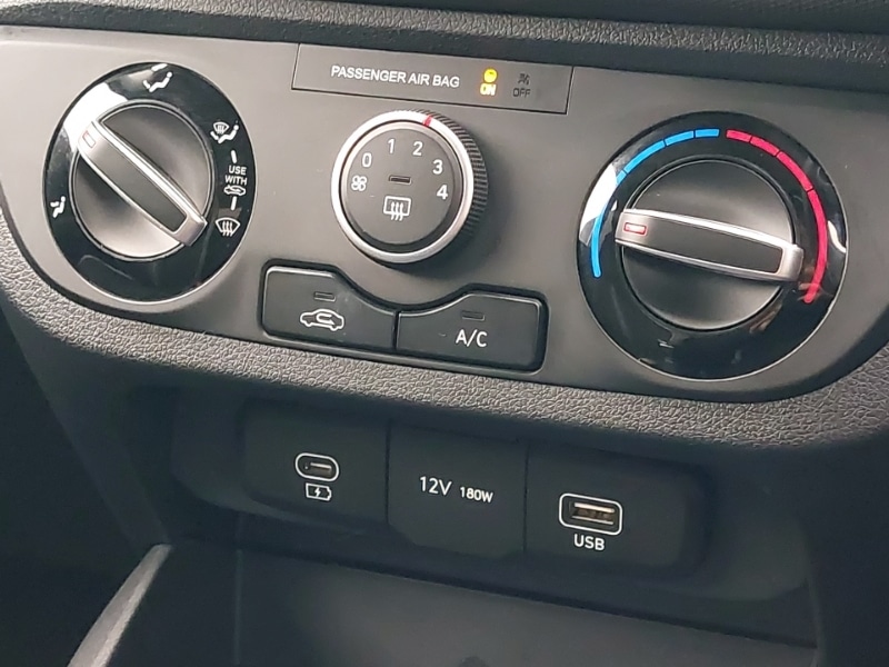 Used Hyundai i10 2024 for sale - 76498030: Photo 15