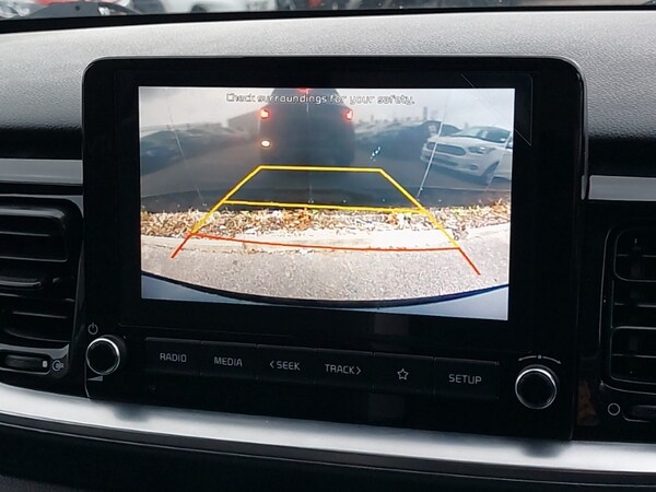 Used Kia Stonic 2021 for sale - 76225728: Photo 12