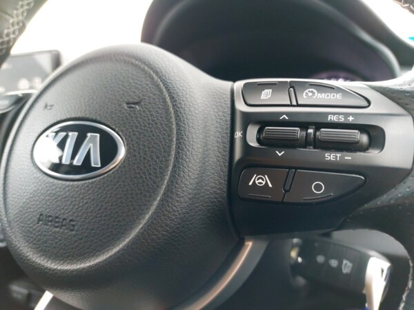 Used Kia Stonic 2021 for sale - 76225728: Photo 16