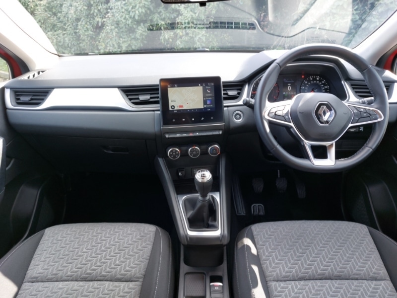 Used Renault Captur 2022 for sale - 77837543: Photo 2