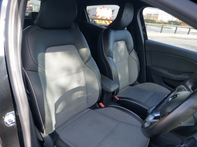 Used Renault Clio 2021 for sale - 78202973: Photo 10