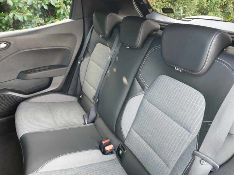 Used Renault Clio 2021 for sale - 78202973: Photo 6