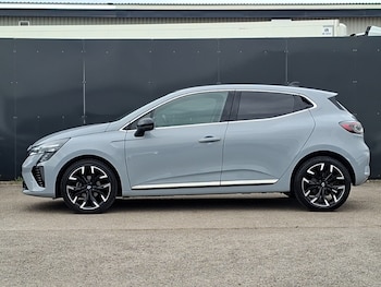 Used Renault Clio 2025 for sale - 79112973: Photo