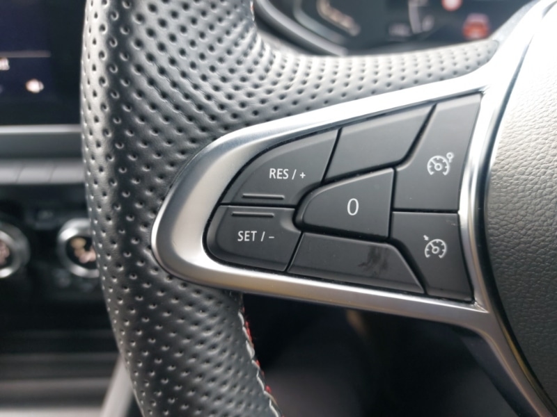 Used Renault Clio 2020 for sale - 77596875: Photo 17