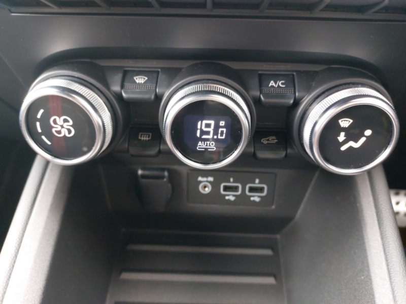 Used Renault Clio 2020 for sale - 77596875: Photo 18