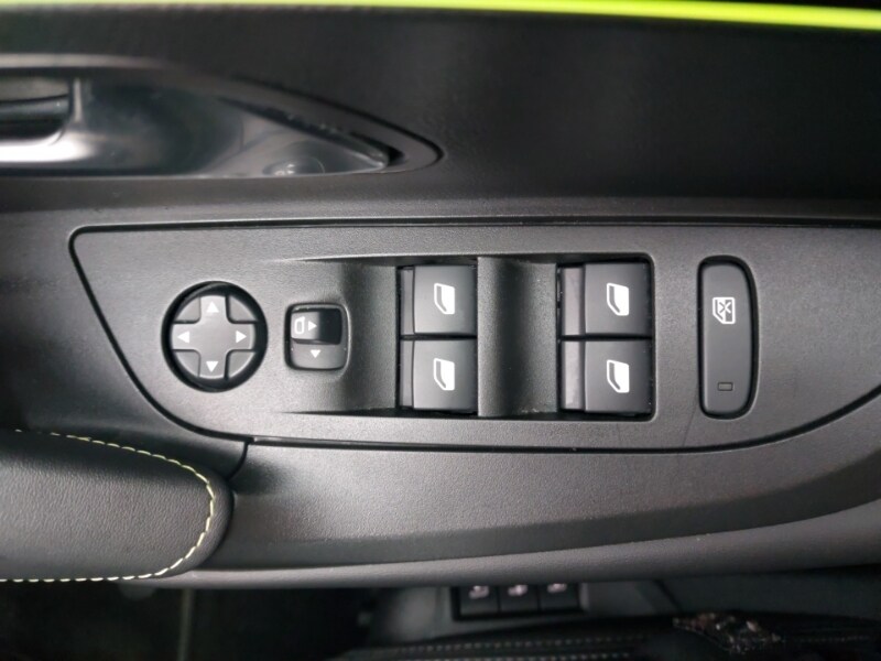 Used Peugeot 2008 2023 for sale - 77466467: Photo 17