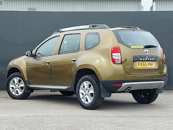 Used Dacia Duster 2016 for sale - 78848397: Photo