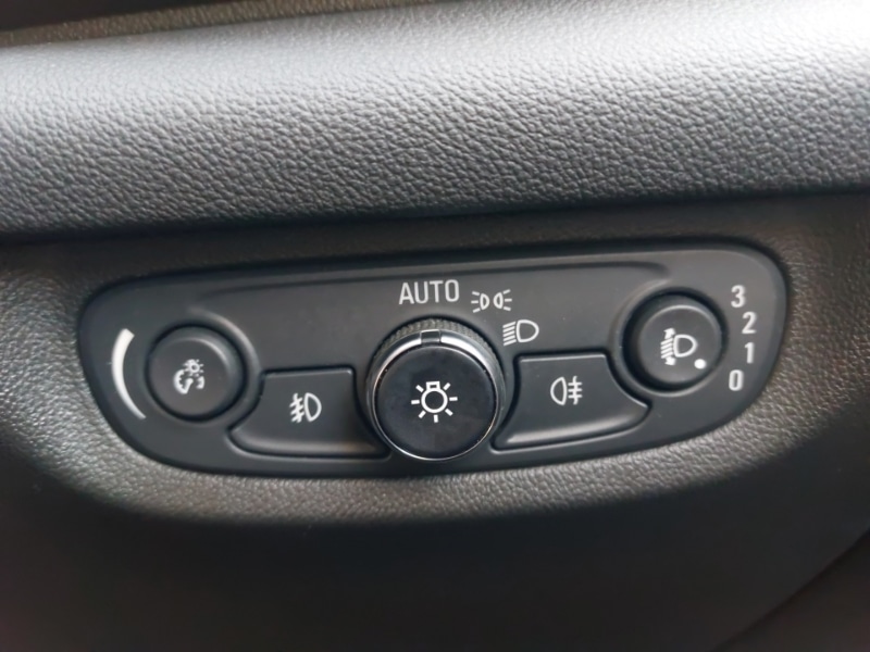 Used Vauxhall Insignia 2018 for sale - 76788790: Photo 18