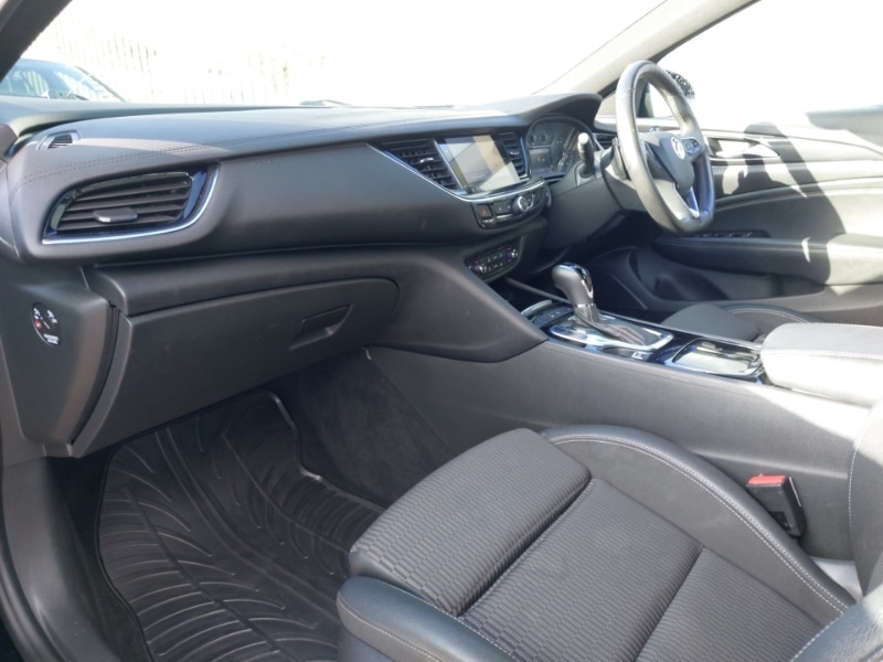 Used Vauxhall Insignia 2018 for sale - 76788790: Photo 5