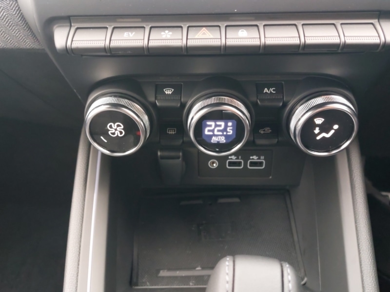 Used Renault Clio 2025 for sale - 77605715: Photo 19