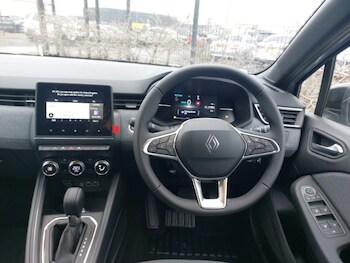 Used Renault Clio 2025 for sale - 77605715: Photo