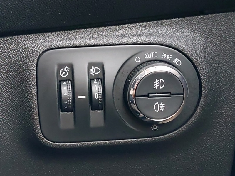 Used Vauxhall Corsa 2018 for sale - 77073516: Photo 17