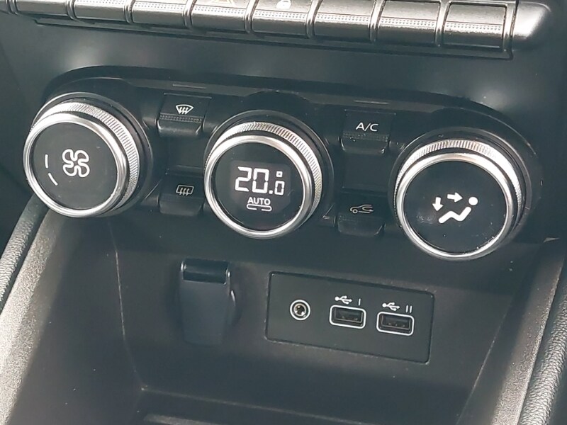 Used Renault Clio 2023 for sale - 76282101: Photo 15