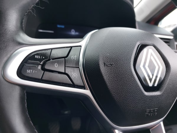 Used Renault Clio 2023 for sale - 76282101: Photo 16