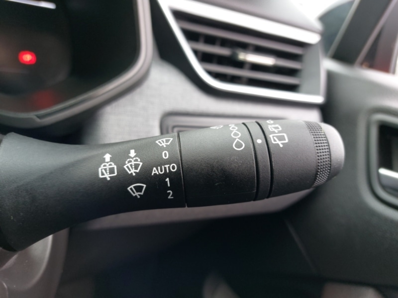 Used Renault Clio 2023 for sale - 76282101: Photo 19