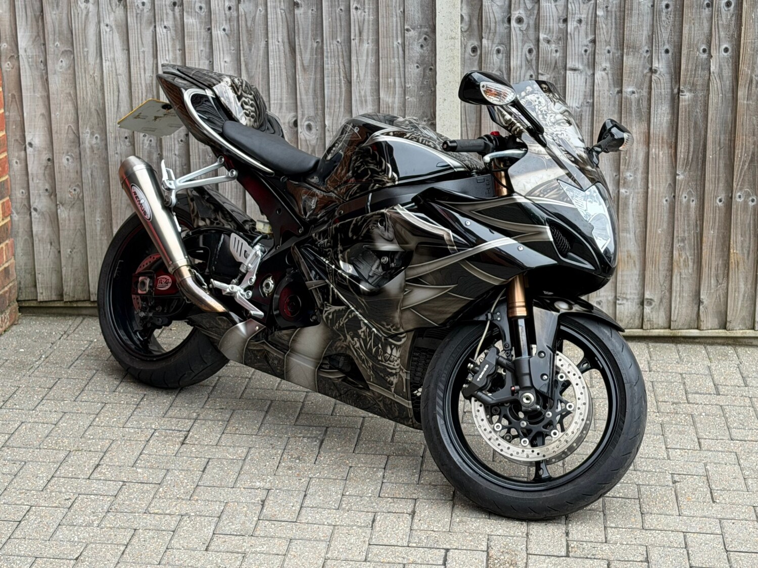 Used Suzuki GSX-R 2005 for sale - 78860526: Photo 9